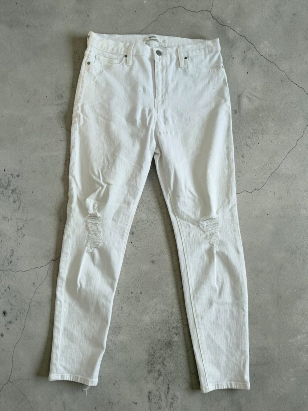 HUDSON Women’s White Denim Ankle Jeans Size 31